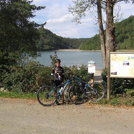 Bedbreakfastbikespyrenees Bed & Breakfast Loubieres Exterior foto