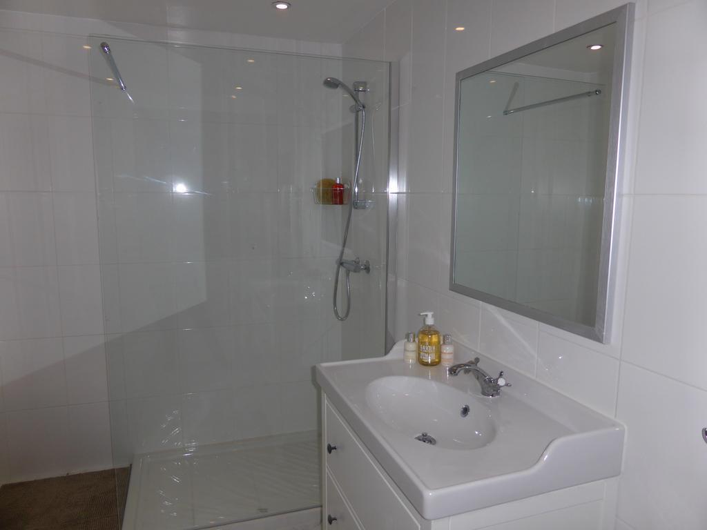 Bedbreakfastbikespyrenees Bed & Breakfast Loubieres Cameră foto